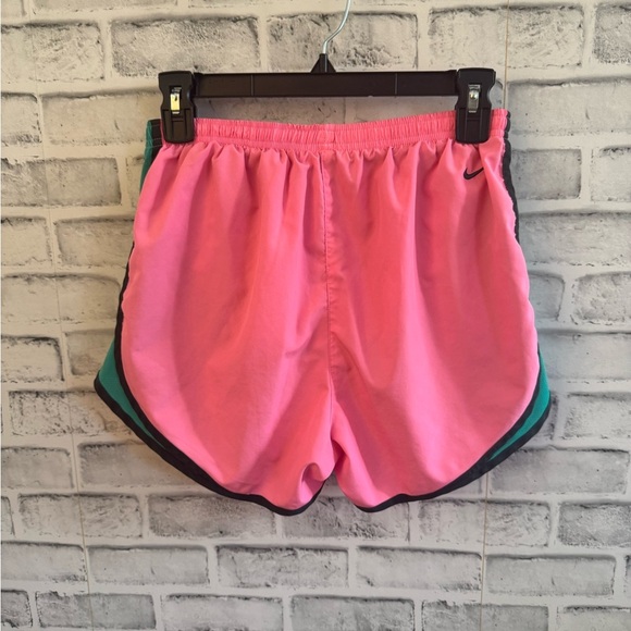 Women’s Nike Dri-fit pink Just Do It lined athletic shorts Medium - Picture 2 of 4